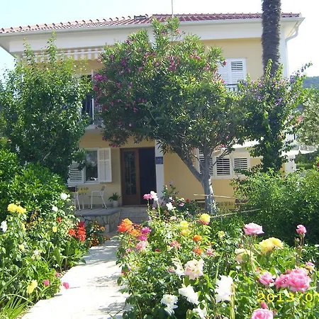 Antica Apartment