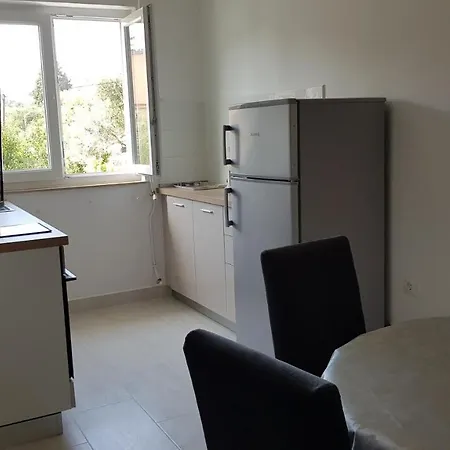Antica Apartment Rab Town