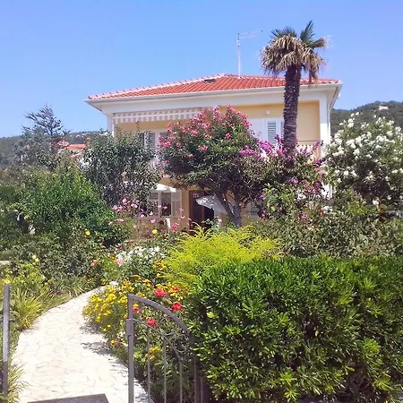 Apartment Antica *