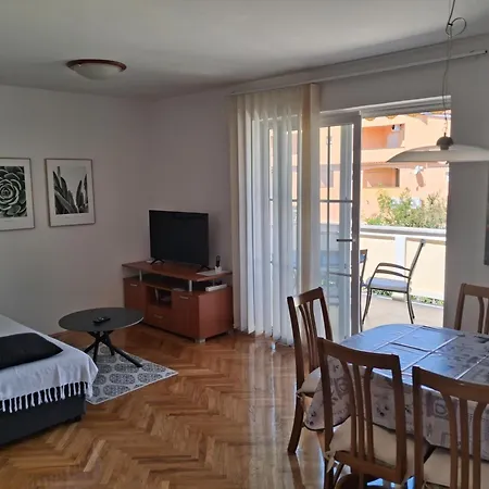 Antica Apartment Rab Town