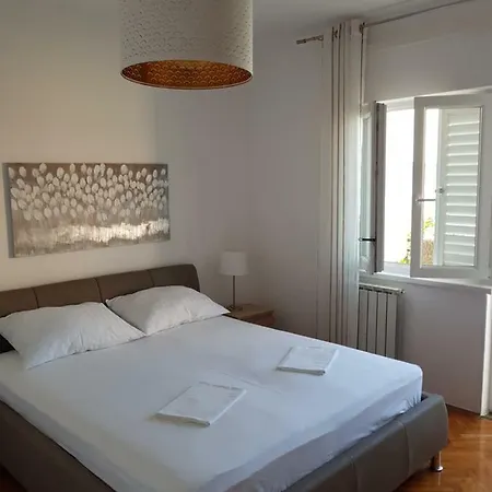 Antica Apartment *