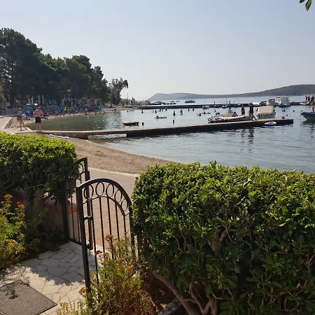 Antica *