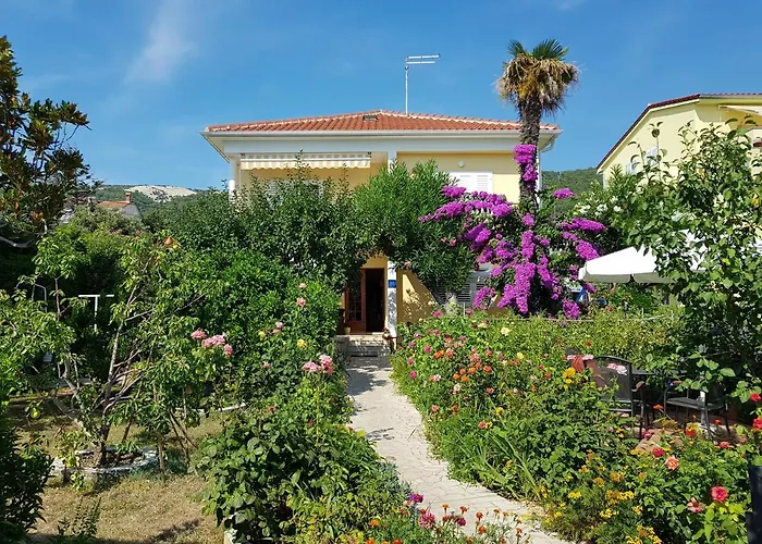 Antica Rab Town